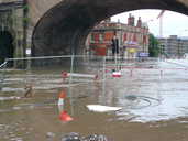 Deep flooding, Wicker Arches, 7:00pm.