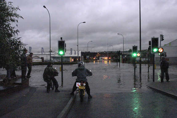 Spectators at Sutherland Road and Brightside Lane junction, 9:45pm.