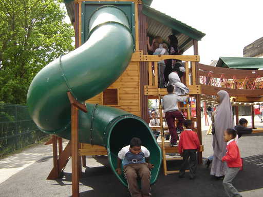 Tunnel slide