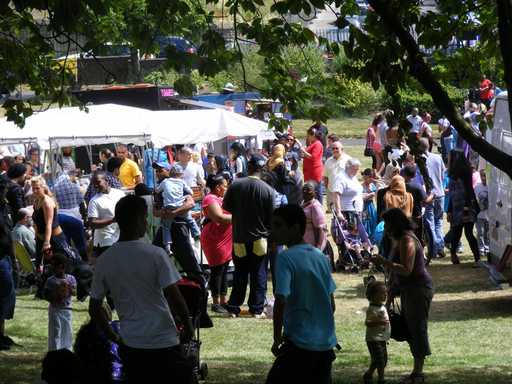 Crowds of festivalgoers