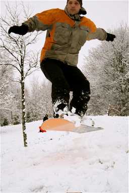Snowboarding in Osgathorpe Park