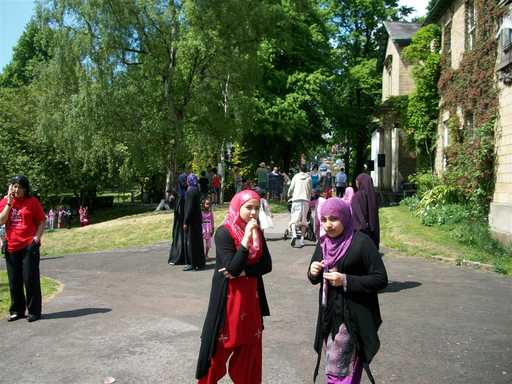 Headscarves and ice-pops
